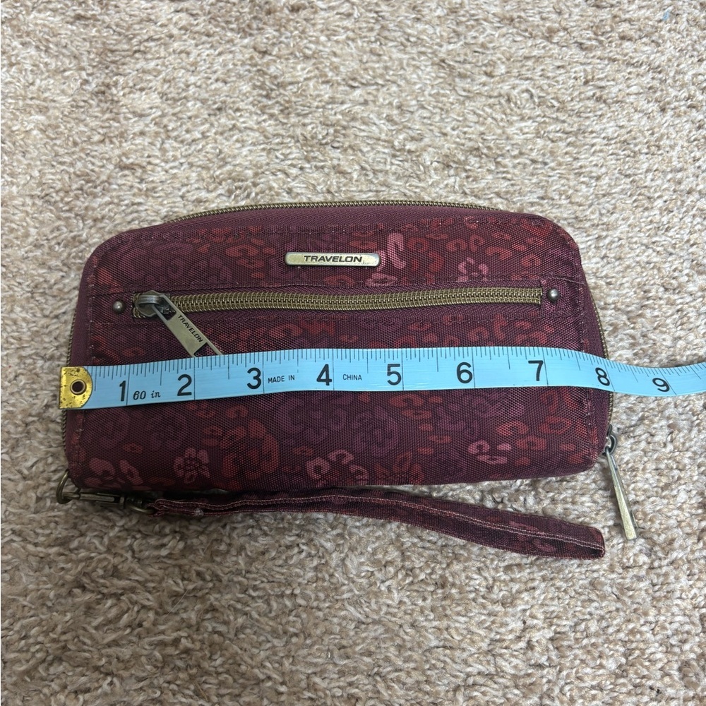 Travelon maroon floral wallet wristlet travel organization clean minor wear EUC - Picture 4 of 14
